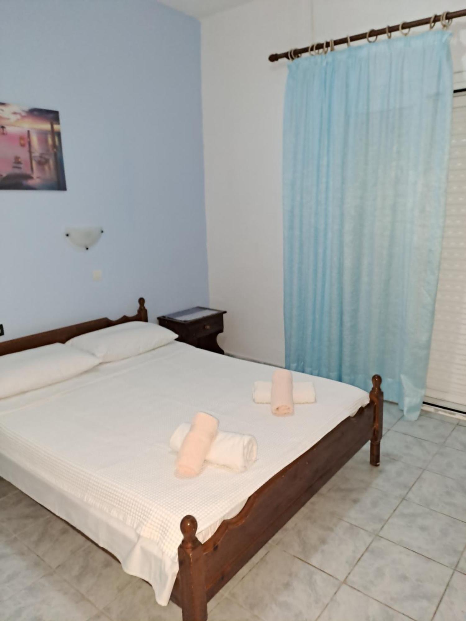Tony'S Apartments Агиос Георгиос Екстериор снимка