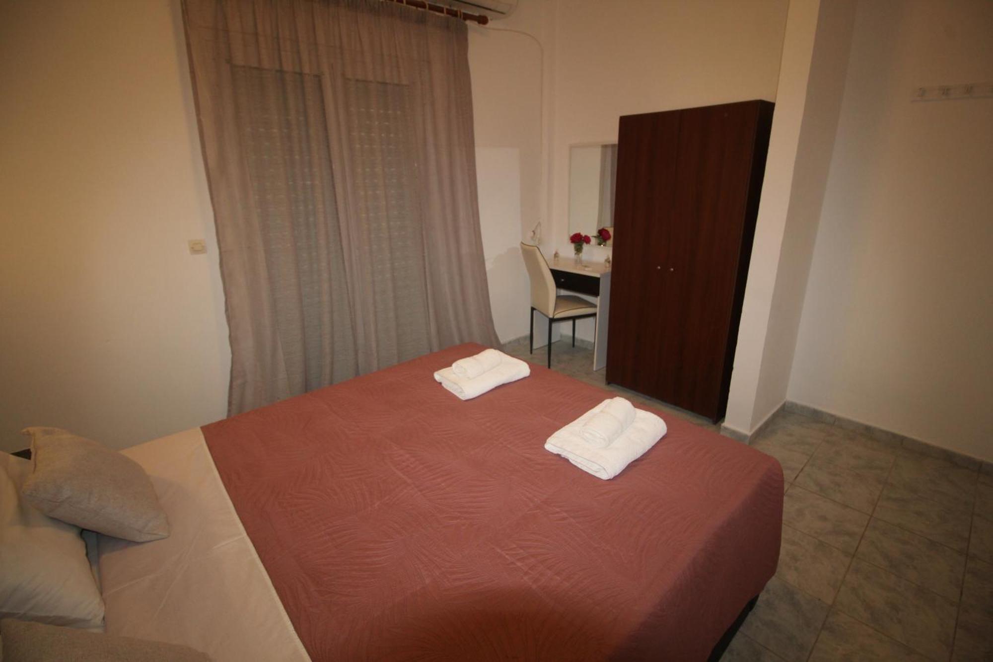 Tony'S Apartments Агиос Георгиос Екстериор снимка