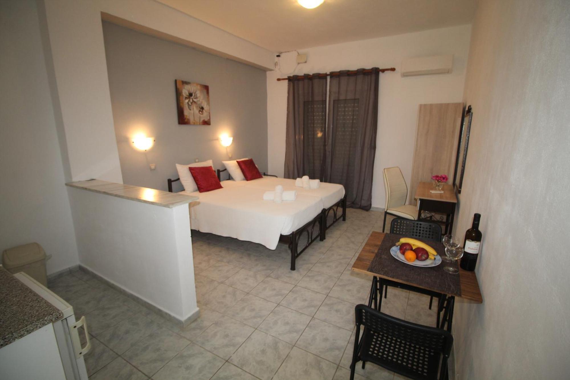Tony'S Apartments Агиос Георгиос Екстериор снимка