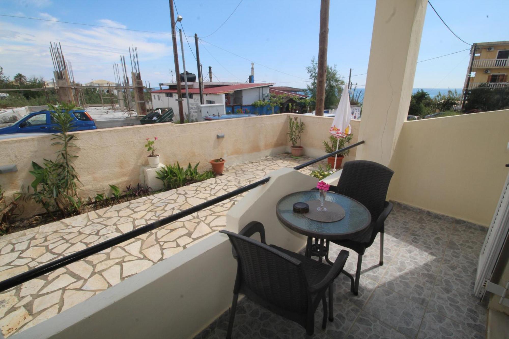 Tony'S Apartments Агиос Георгиос Екстериор снимка