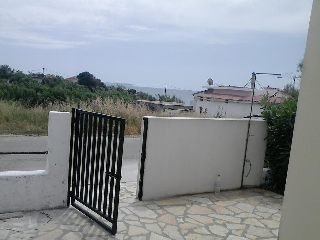Tony'S Apartments Агиос Георгиос Екстериор снимка