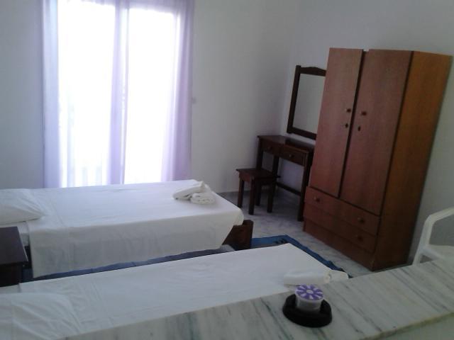 Tony'S Apartments Агиос Георгиос Екстериор снимка