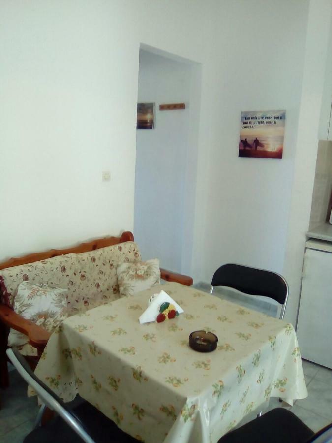 Tony'S Apartments Агиос Георгиос Екстериор снимка